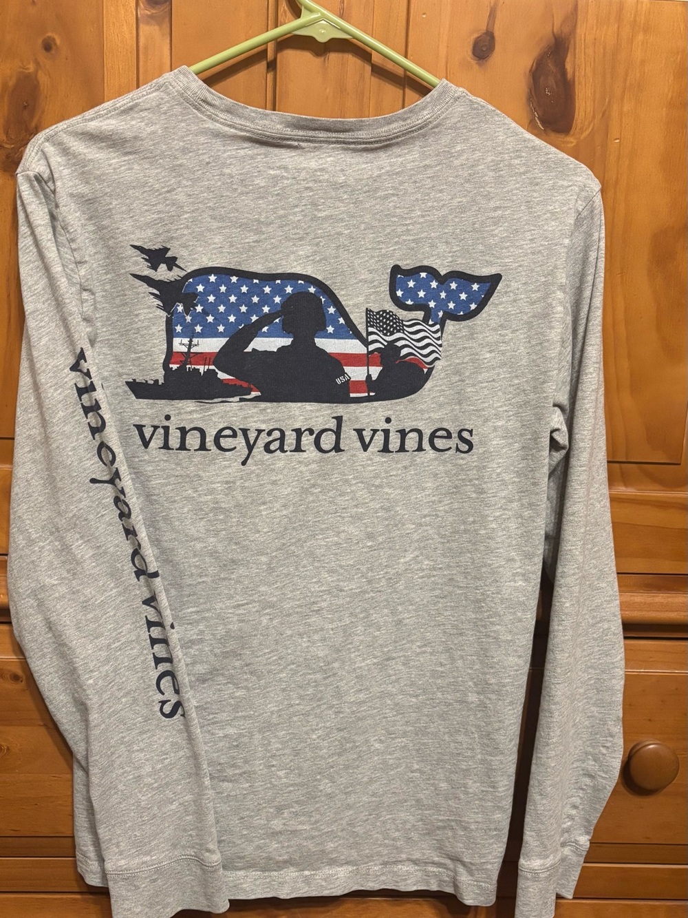 Vineyard Vines Gray Long Sleeve Tee with American Flag Whale